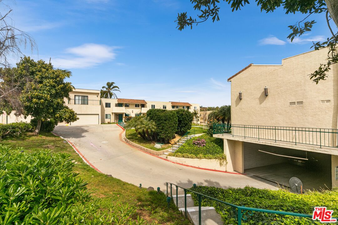 6481 Kanan Dume Road Malibu, CA 90265 - Photo 18 of 27