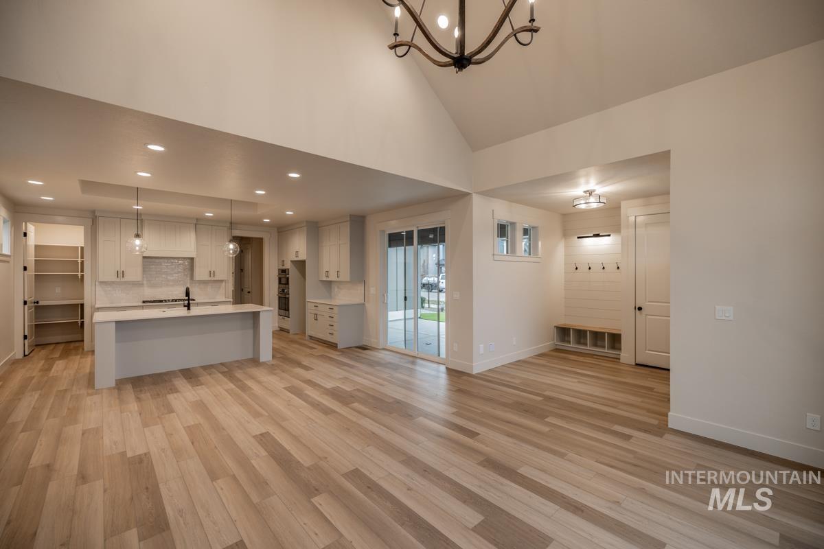 1027 East Escalation Street Meridian, ID 83642 - Photo 9 of 33