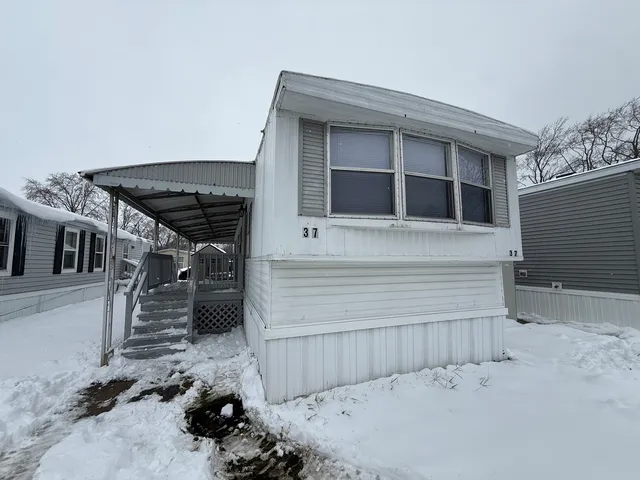 $11,999 | 1712 South Dixie Highway, Unit 37, Crete, IL 60417