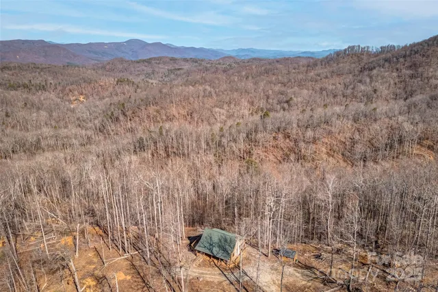 a view of a dry field