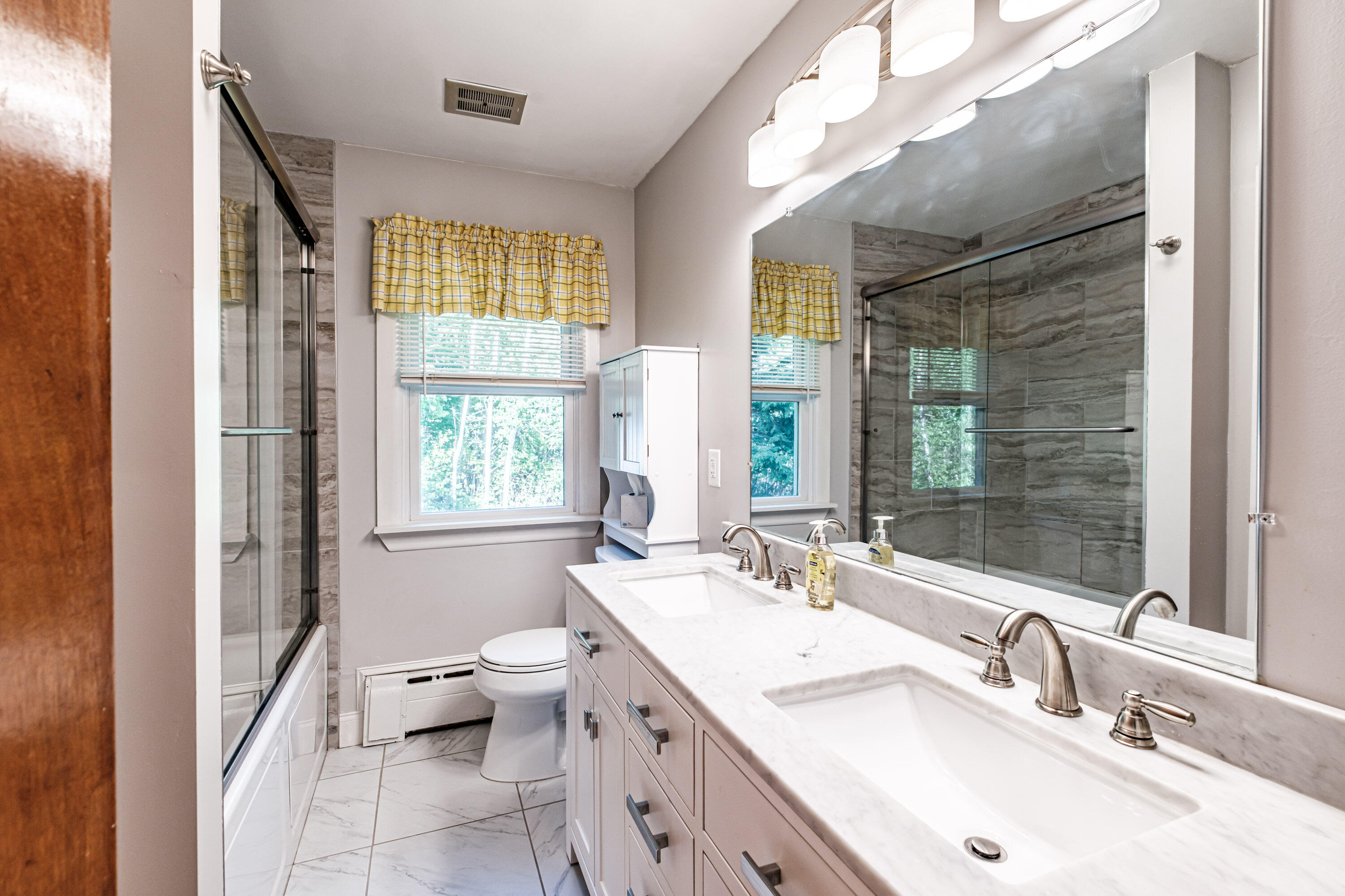 1033 Bridgton Road Westbrook, ME 04092 - Photo 19 of 46 20260520gp-64034