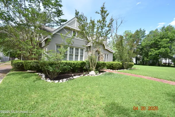 $395,000 | 705 Grand Boulevard, Greenwood, MS 38930