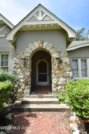 $395,000 | 705 Grand Boulevard, Greenwood, MS 38930