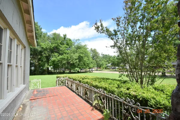 $395,000 | 705 Grand Boulevard, Greenwood, MS 38930
