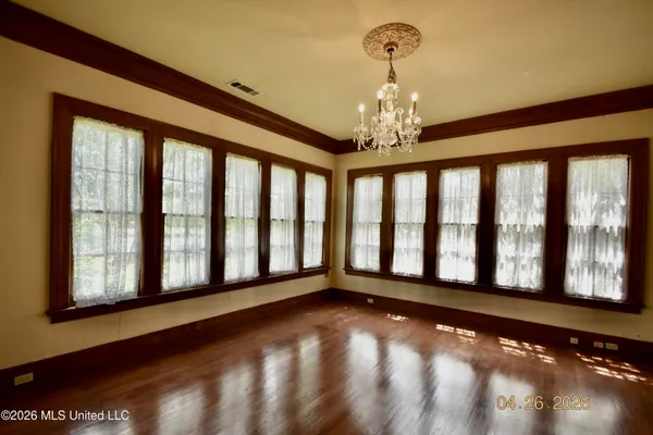 $395,000 | 705 Grand Boulevard, Greenwood, MS 38930