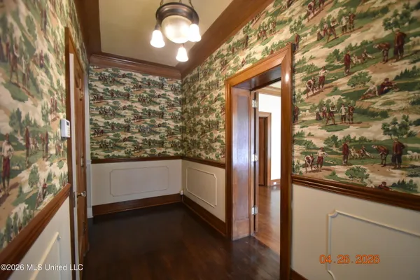 $395,000 | 705 Grand Boulevard, Greenwood, MS 38930