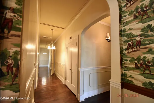 $395,000 | 705 Grand Boulevard, Greenwood, MS 38930