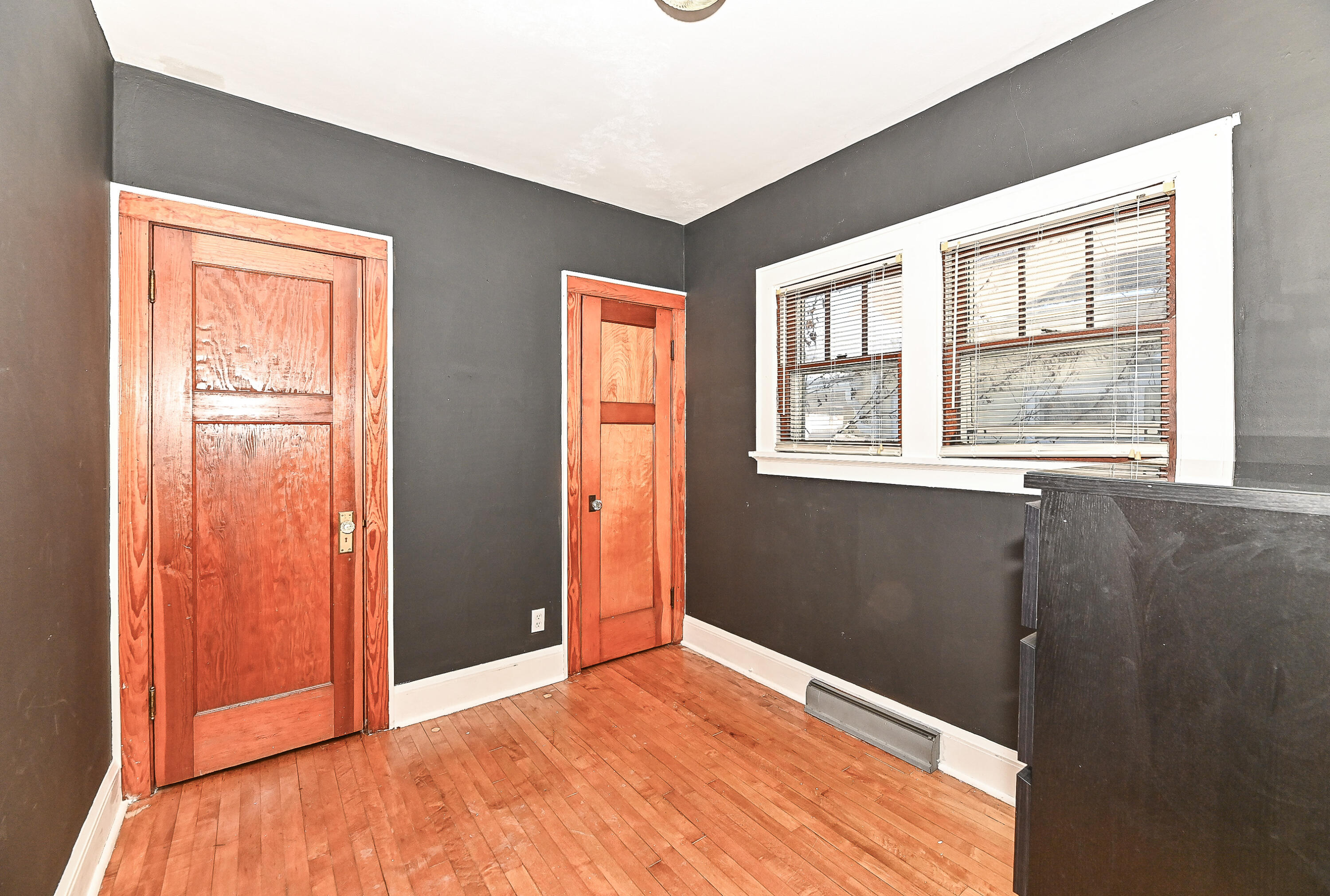 3128 South 9th Place, Unit 3128A Milwaukee, WI 53215 - Photo 18 of 47 Bedroom 3