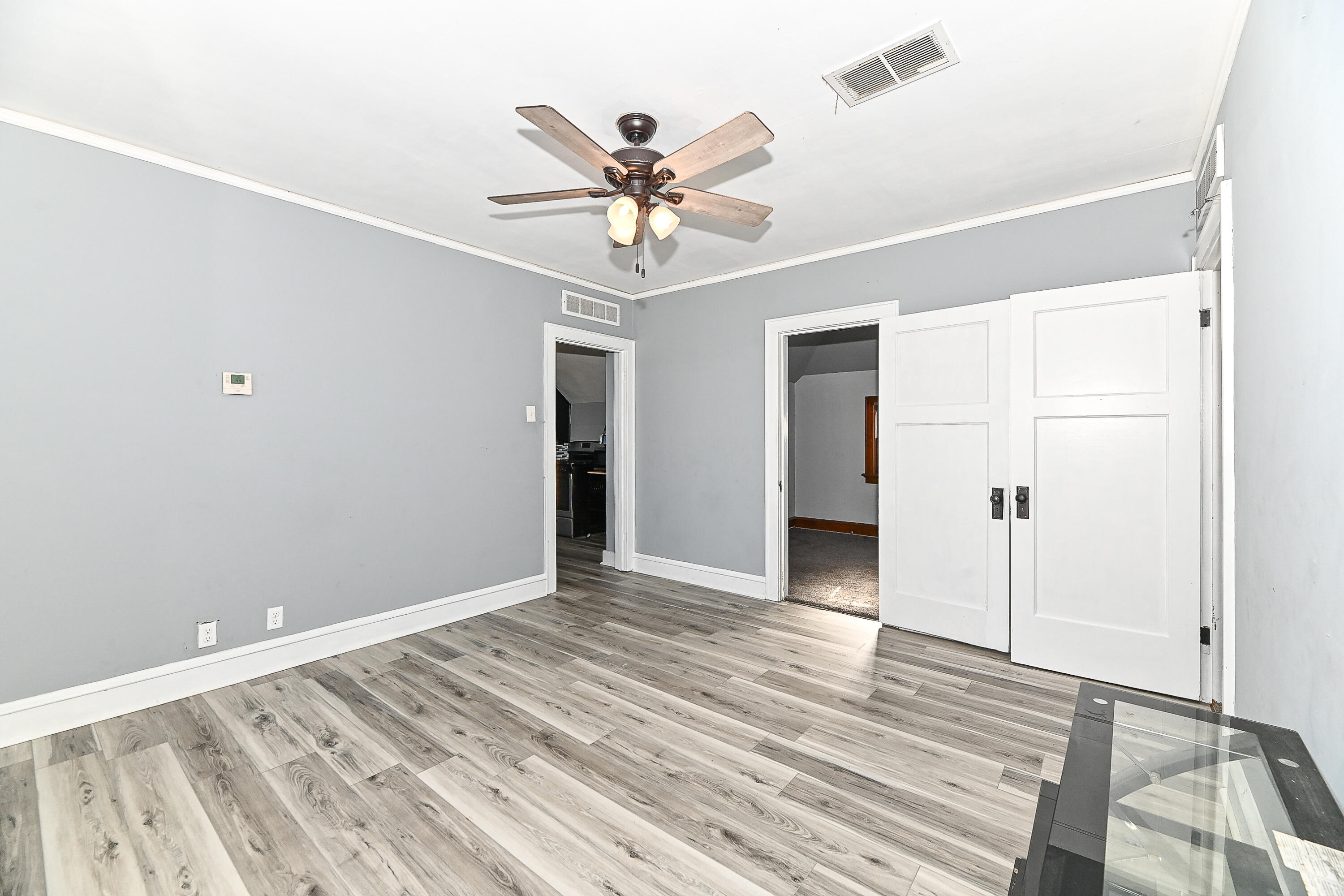 3128 South 9th Place, Unit 3128A Milwaukee, WI 53215 - Photo 26 of 47 Living Room