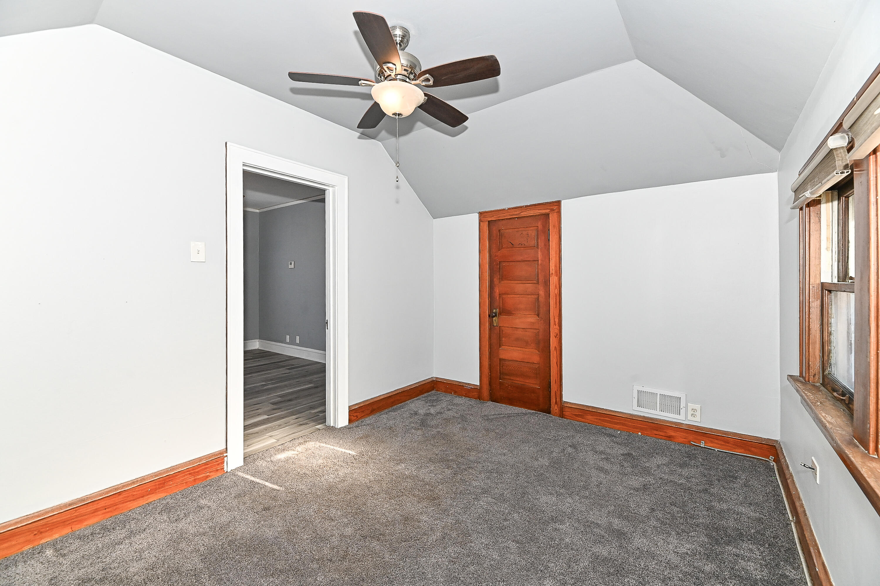 3128 South 9th Place, Unit 3128A Milwaukee, WI 53215 - Photo 31 of 47 Bedroom 2