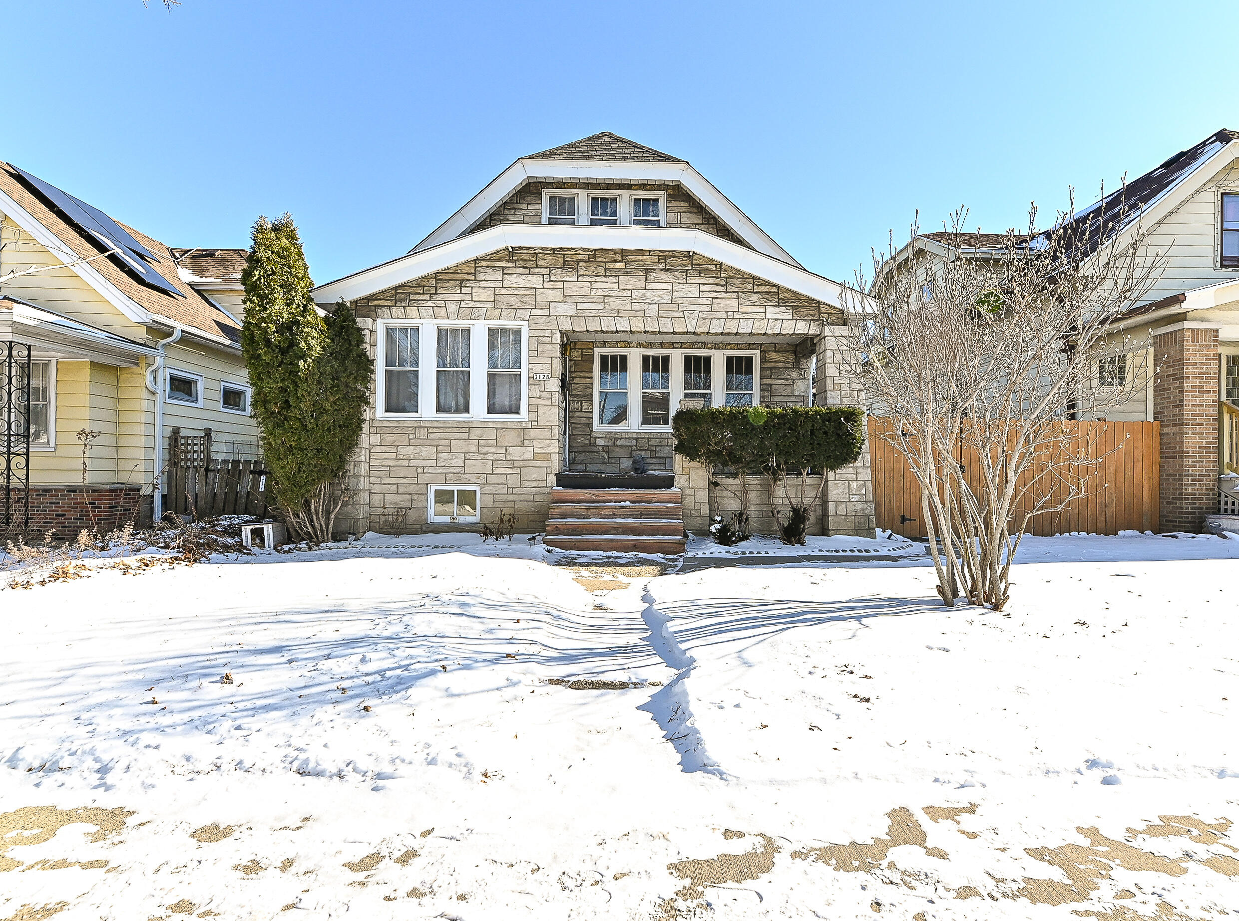 3128 South 9th Place, Unit 3128A Milwaukee, WI 53215 - Photo 45 of 47 Front of Home