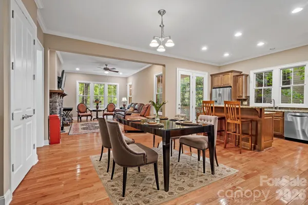 $1,180,000 | 25 East Owl Creek Lane, Fairview, NC 28730