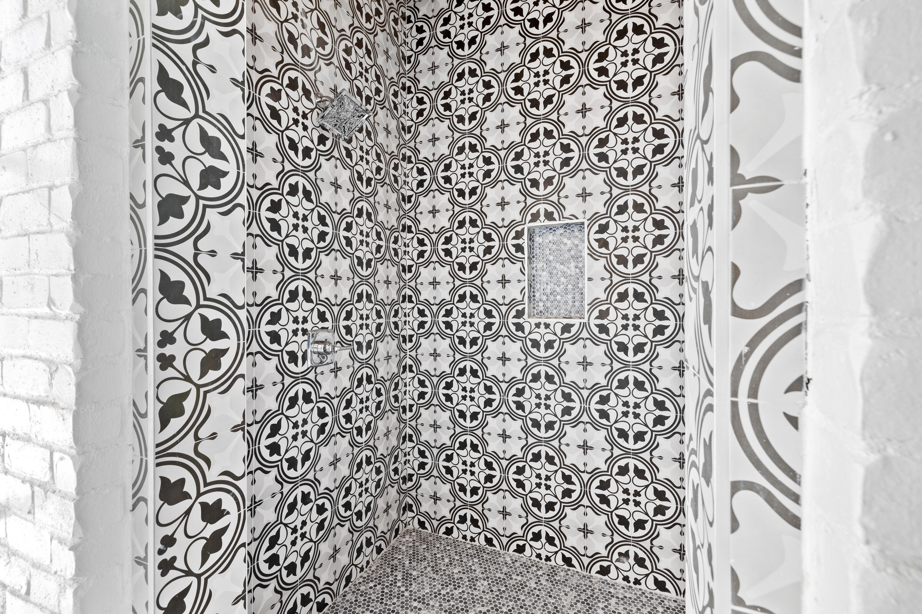 196 South Wall Street Inlet Beach, FL 32461 - Photo 15 of 85 a bathroom with a shower curtain