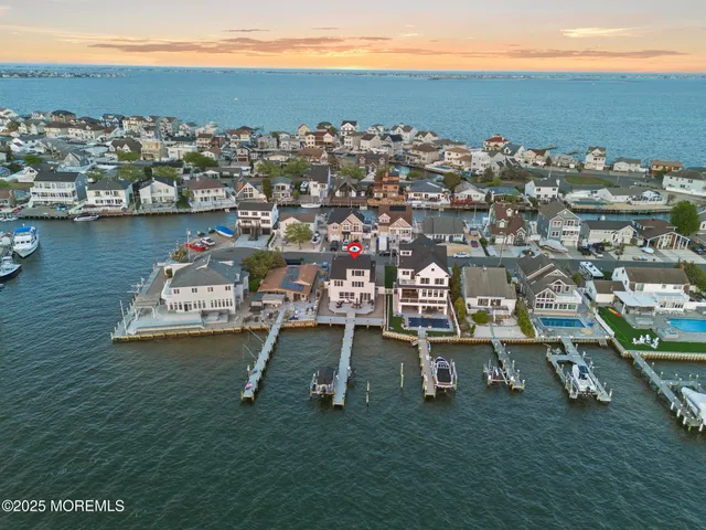 $1,499,900 | 505 Bayview Drive, Toms River, NJ 08753