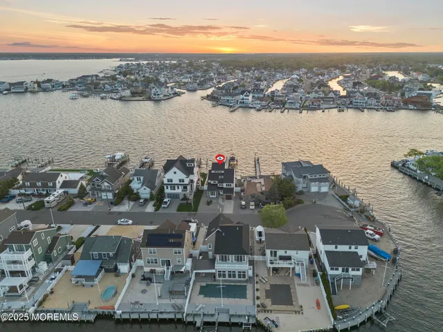 $1,499,900 | 505 Bayview Drive, Toms River, NJ 08753