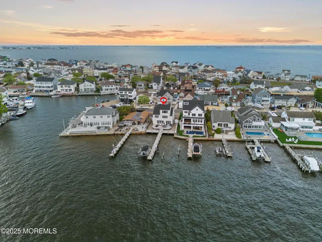 $1,499,900 | 505 Bayview Drive, Toms River, NJ 08753