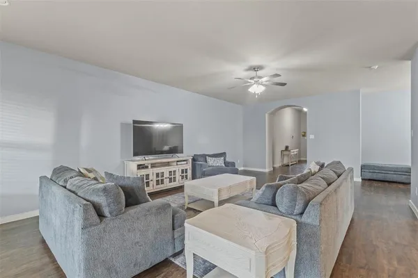 $408,000 | 1300 Lawnview Drive, Forney, TX 75126