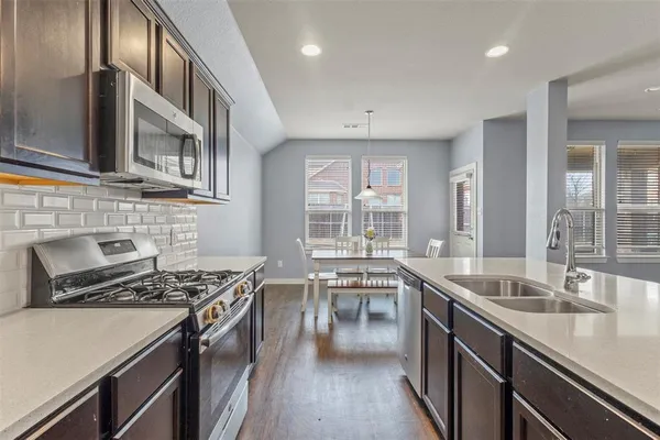 $408,000 | 1300 Lawnview Drive, Forney, TX 75126