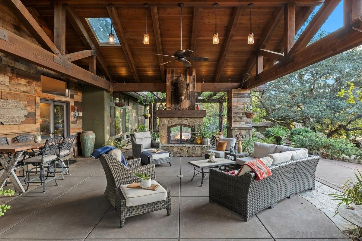 1335 Horsemill Road El Cajon, CA 92021 - Photo 1 of 43 Gallery Image 1