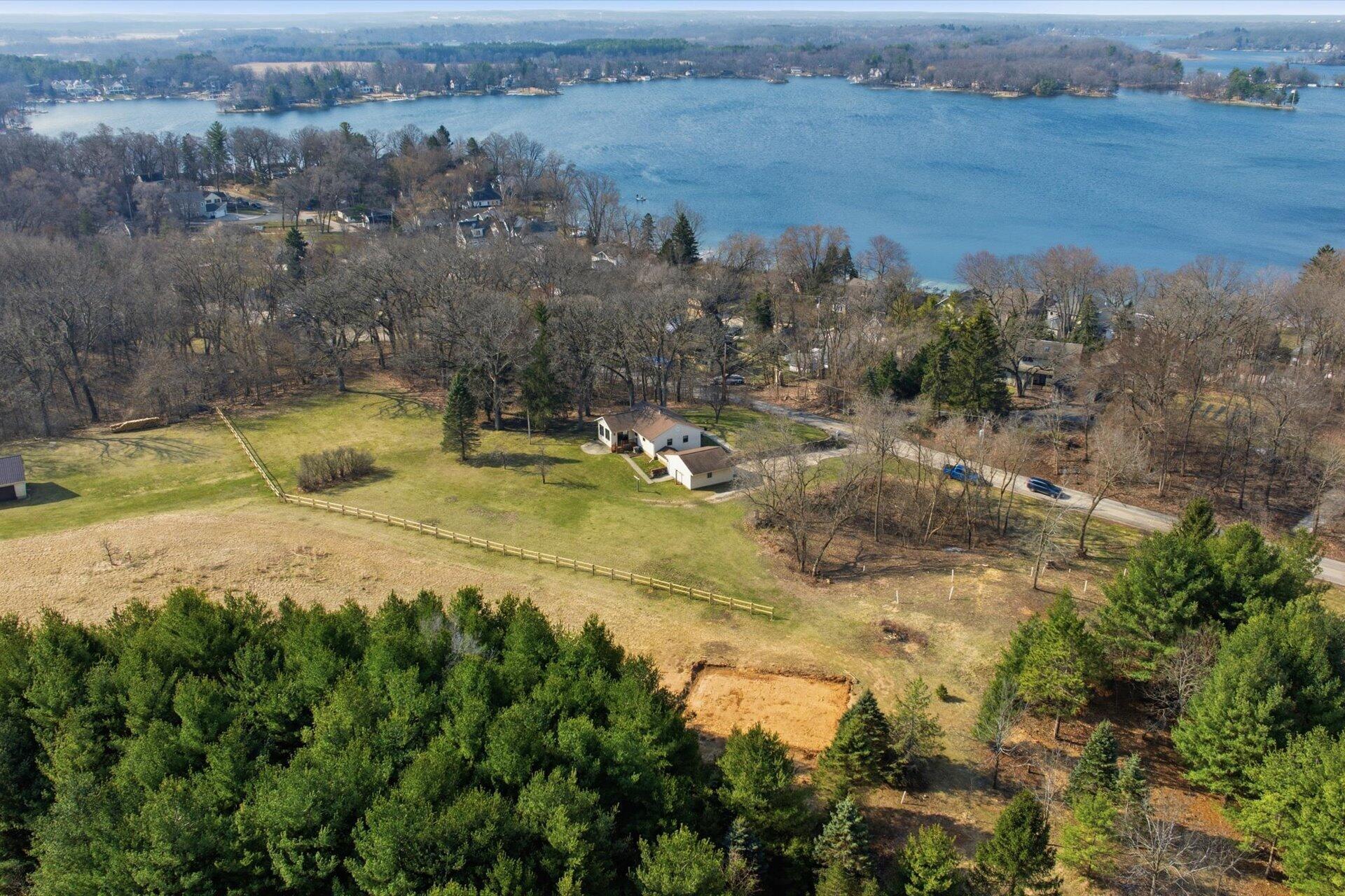 N9376 East Shore Road Mukwonago, WI 53149 - Photo 4 of 30 02-002_DJI_0062