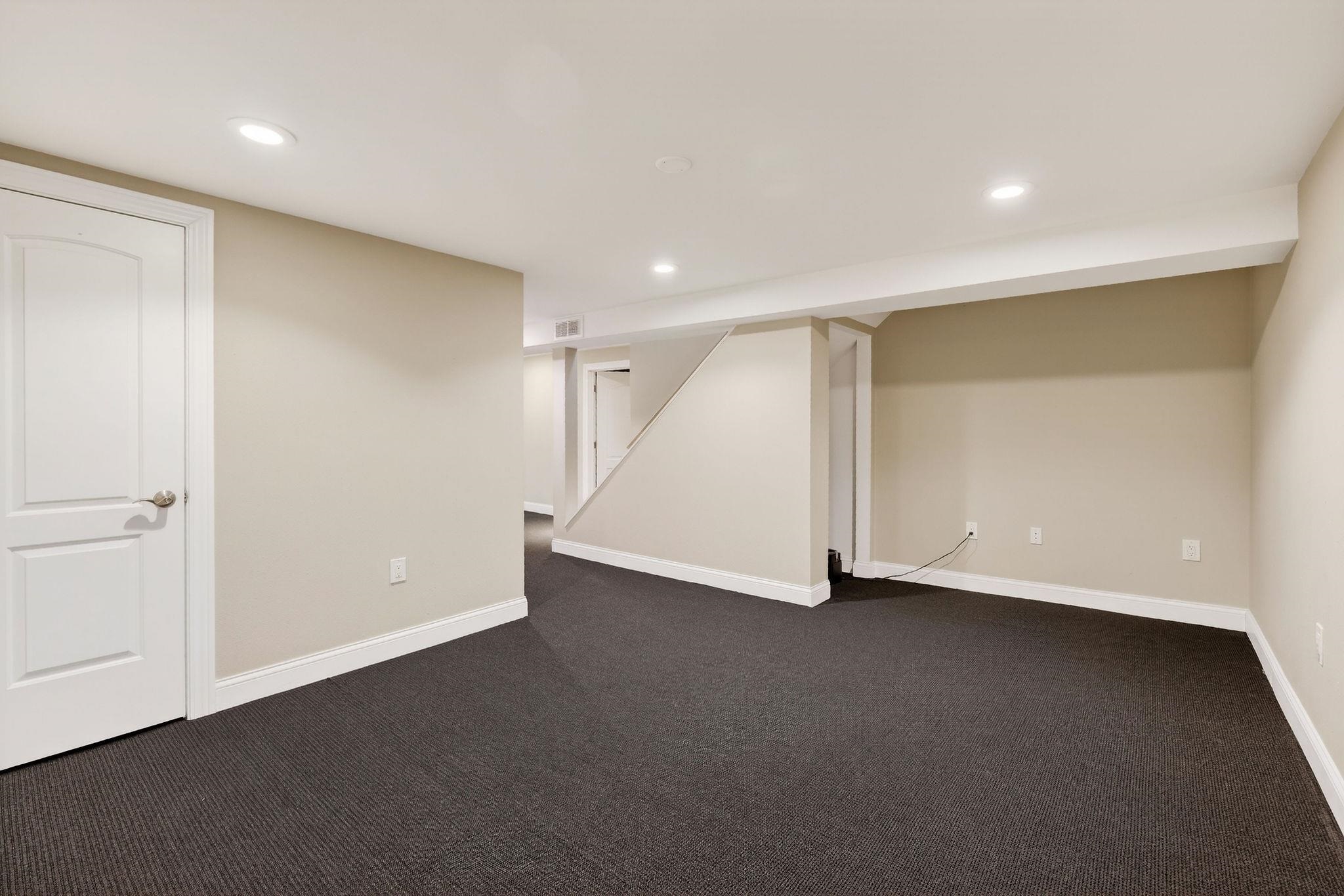 1606 Ellen Avenue Madison, WI 53716 - Photo 25 of 50