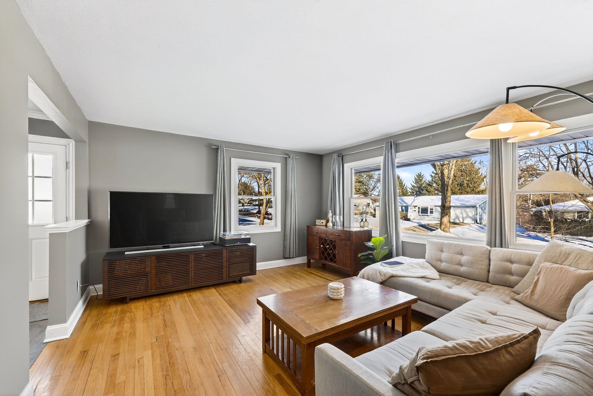 1606 Ellen Avenue Madison, WI 53716 - Photo 5 of 50