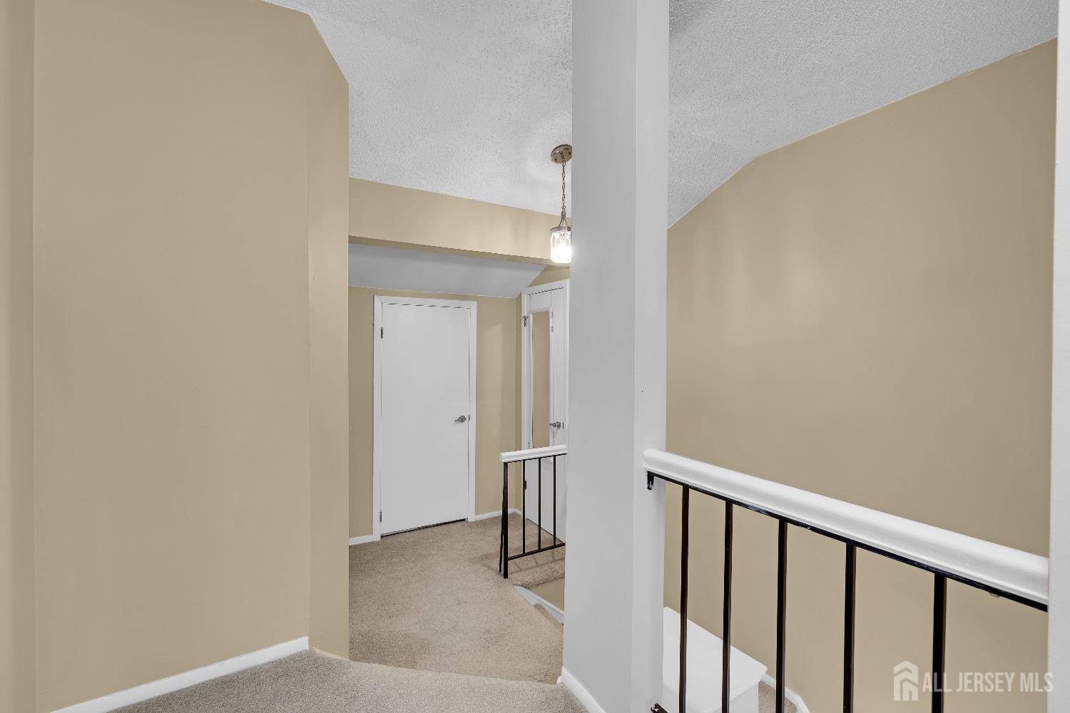 5502 Hana Road Edison, NJ 08817 - Photo 14 of 31