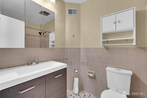 $499,000 | 5502 Hana Road, Edison, NJ 08817