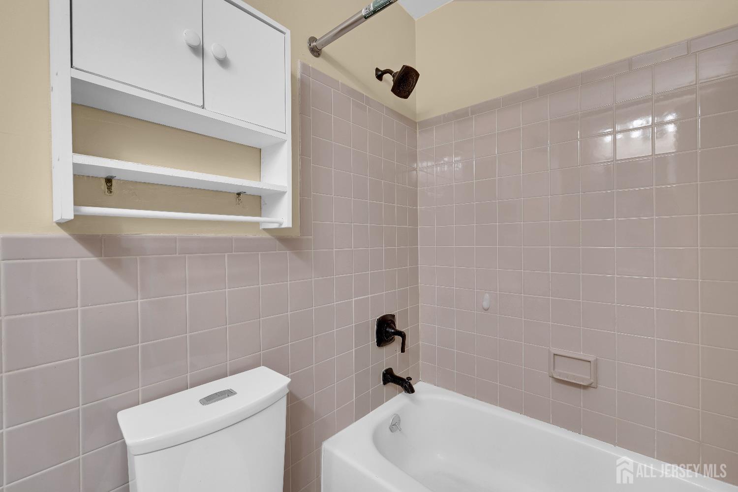 5502 Hana Road Edison, NJ 08817 - Photo 20 of 31