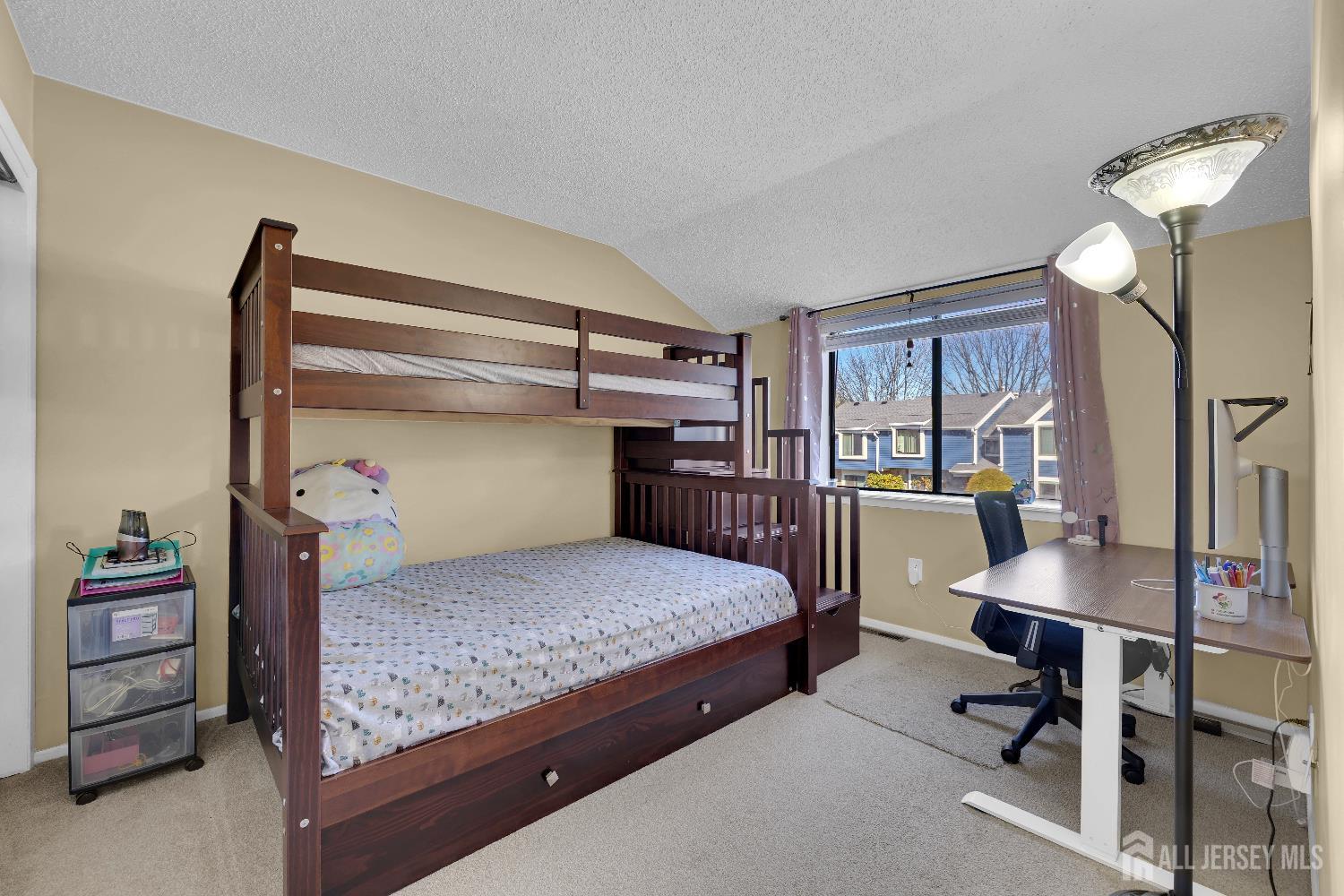 5502 Hana Road Edison, NJ 08817 - Photo 21 of 31