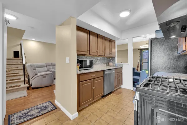 $499,000 | 5502 Hana Road, Edison, NJ 08817