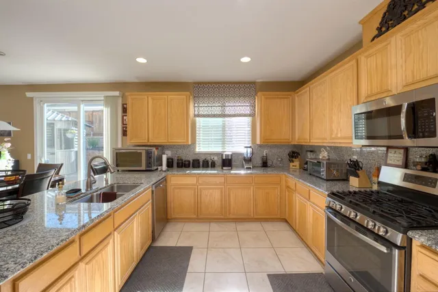 $599,000 | 20833 Shrub Oak Drive, Patterson, CA 95363