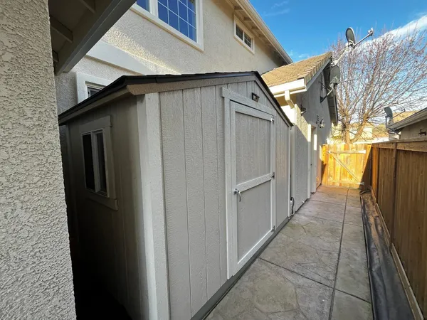 $509,000 | 20833 Shrub Oak Drive, Patterson, CA 95363