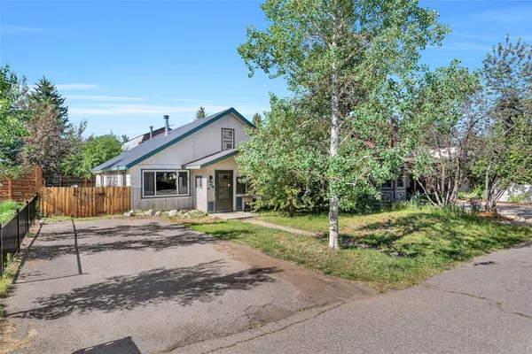 $1,750,000 | 111 Missouri Avenue, Steamboat Springs, CO 80487