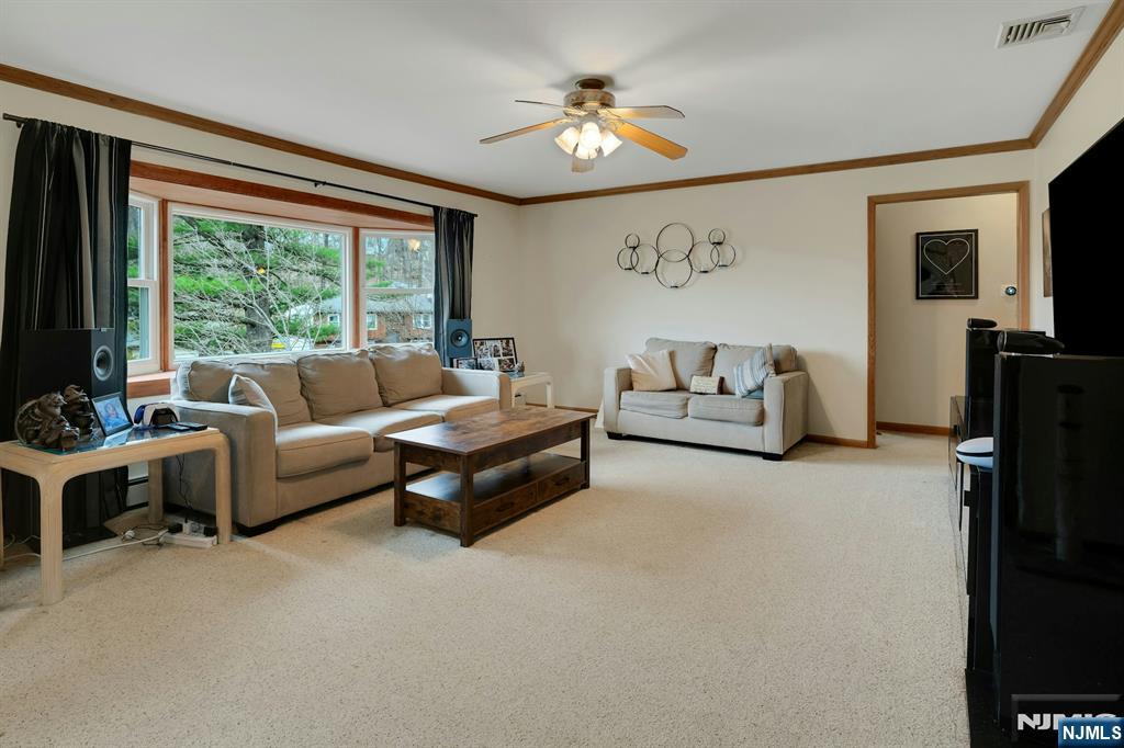 229 White Meadow Road Rockaway, NJ 07866 - Photo 3 of 49