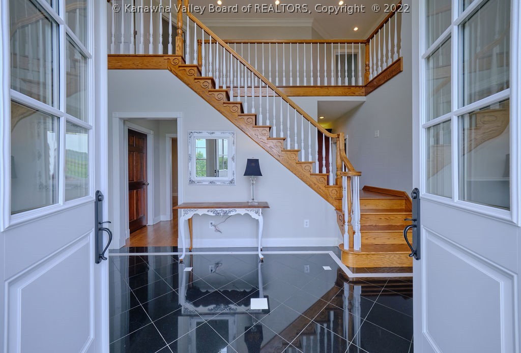 137 Newcomer Road South Charleston, WV 25309 - Photo 7 of 50 Gallery Image 7