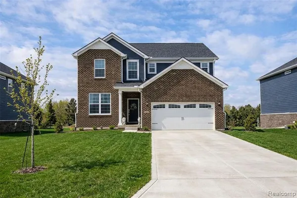 $649,999 | 2882 Trillium Hills Drive, Commerce Township, MI 48382