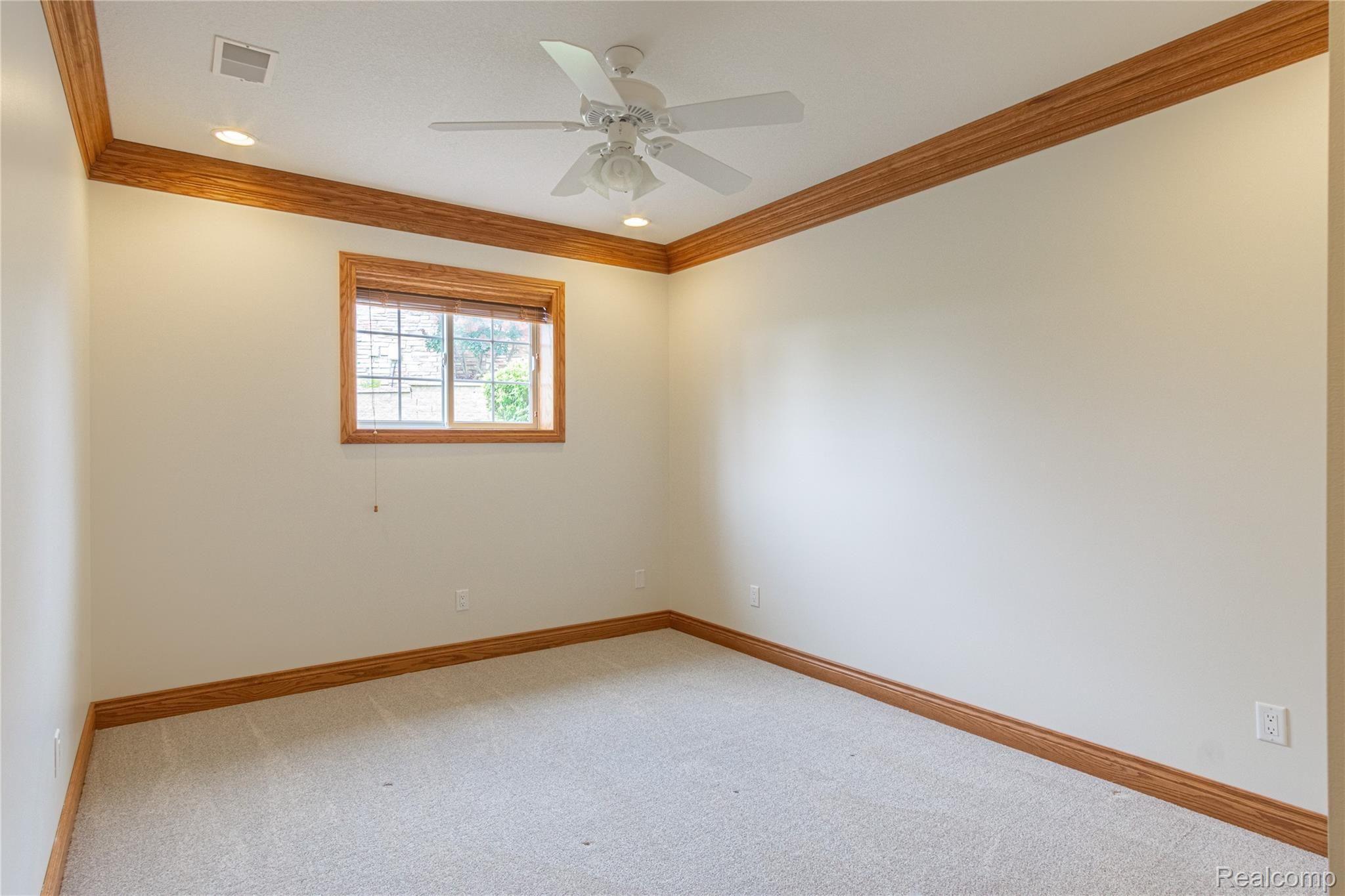 9066 Copper Ridge Circle Davison, MI 48423 - Photo 38 of 51 Interiors (65 of 71).jpg