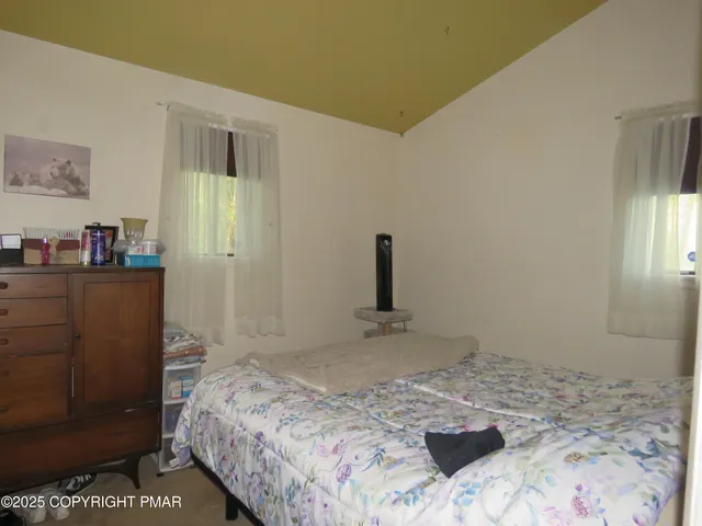 $299,000 | 344 Birch Drive, Blakeslee, PA 18610