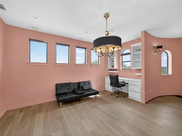 $789,000 | 2900 Pamella Court, Austin, TX 78734