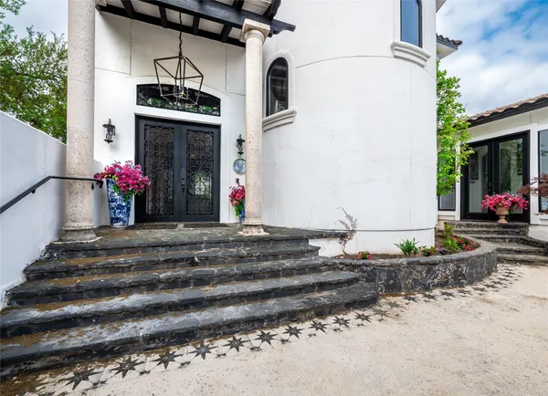 $789,000 | 2900 Pamella Court, Austin, TX 78734