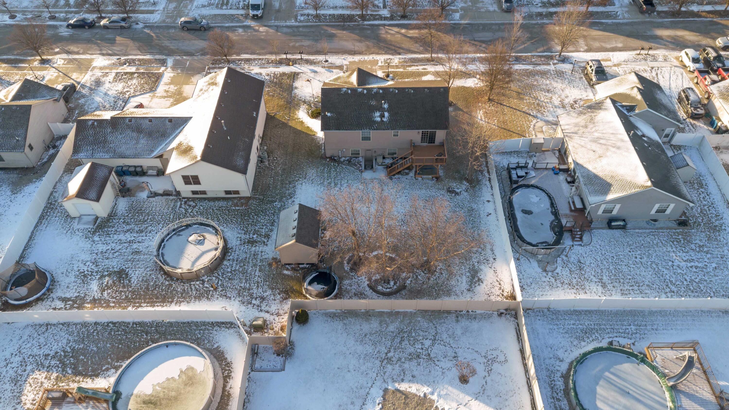 822 Seminole Drive Lowell, IN 46356 - Photo 3 of 28 a view of entryway with wooden floor