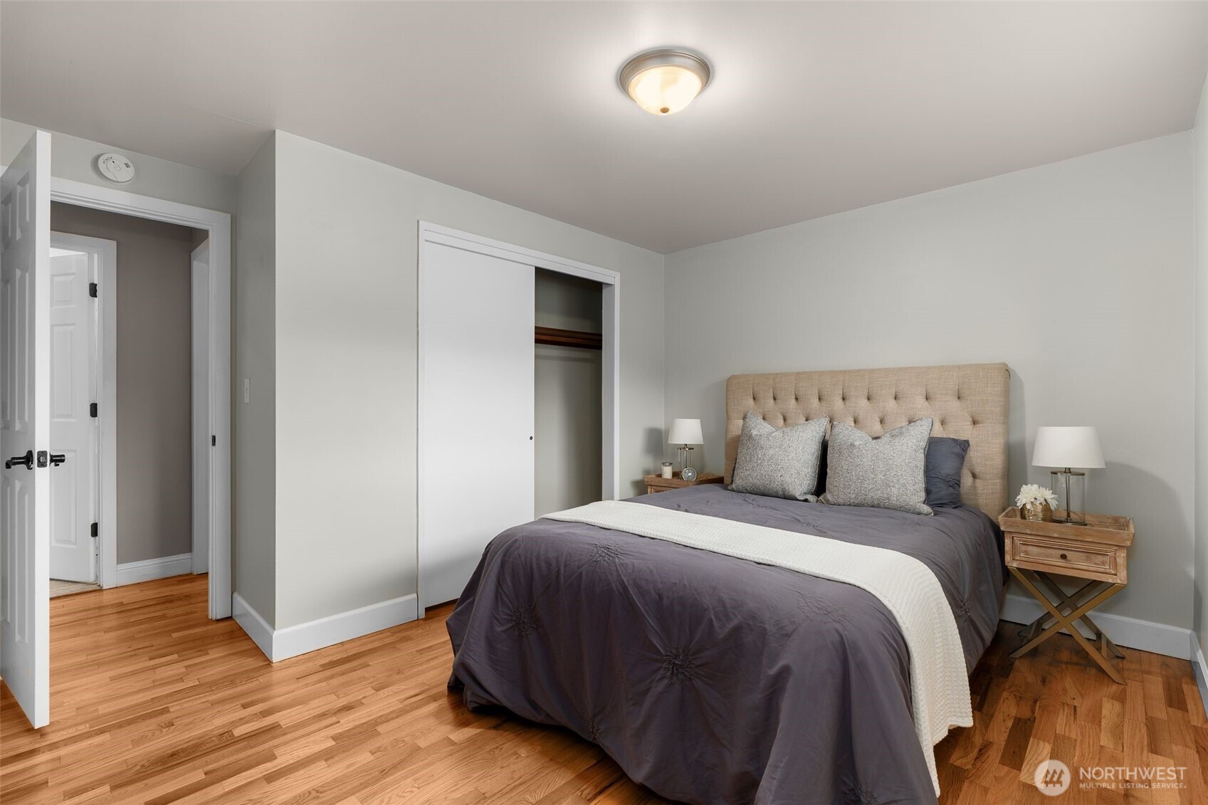 625 Southwest 127th Street Seattle, WA 98146 - Photo 16 of 27