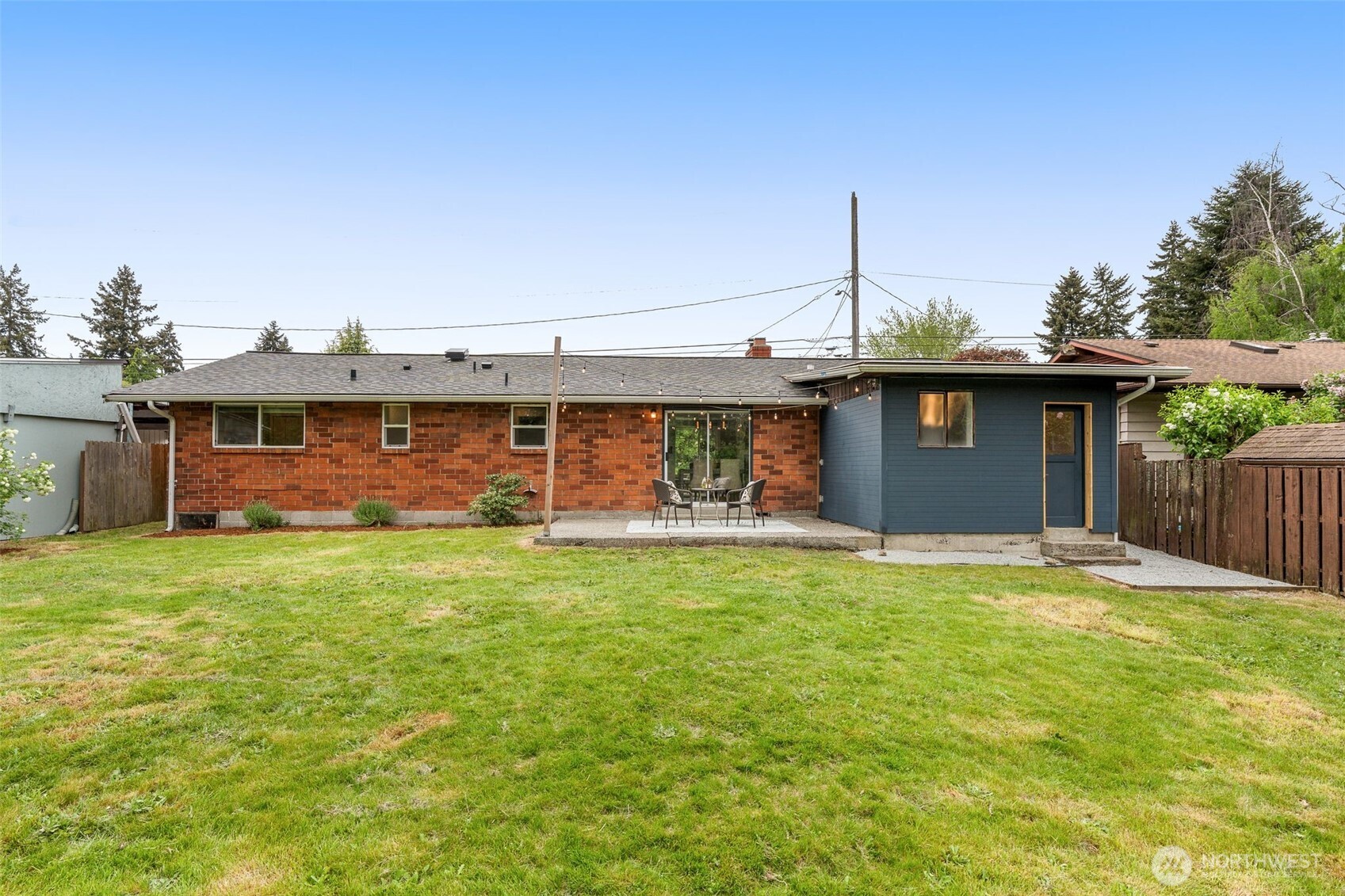 625 Southwest 127th Street Seattle, WA 98146 - Photo 25 of 27
