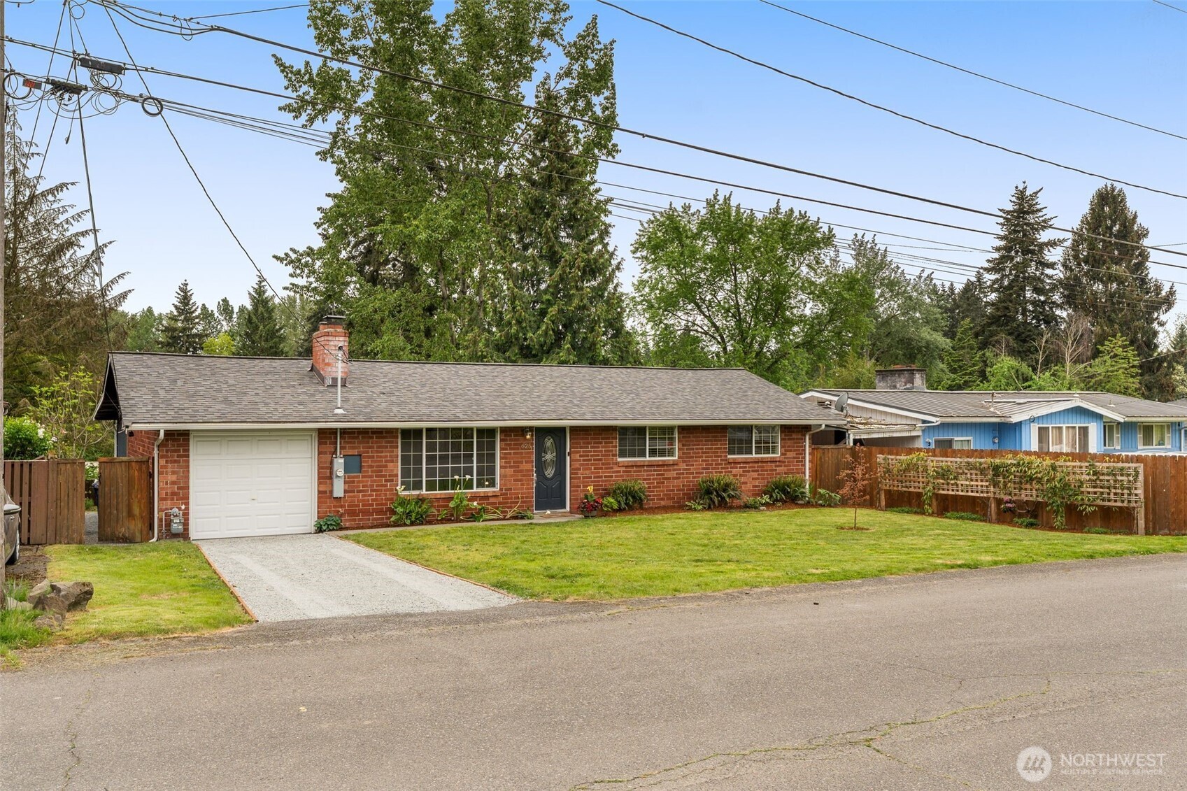625 Southwest 127th Street Seattle, WA 98146 - Photo 3 of 27