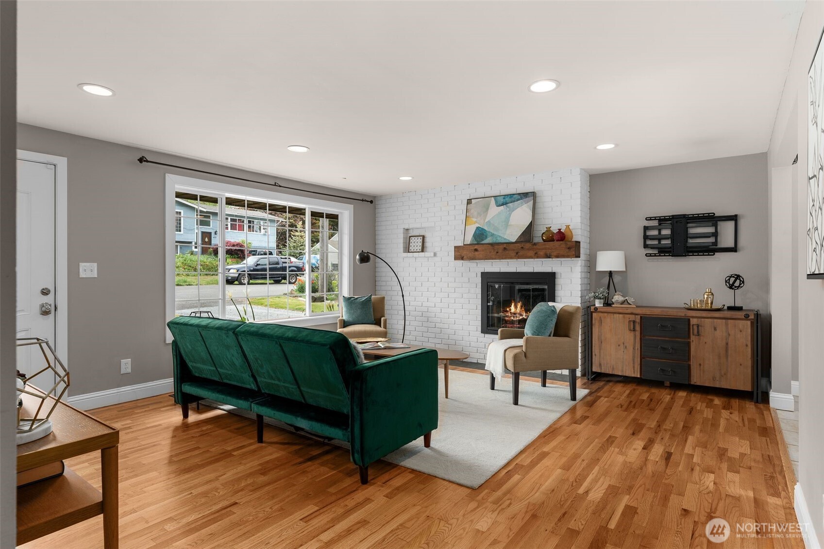 625 Southwest 127th Street Seattle, WA 98146 - Photo 7 of 27