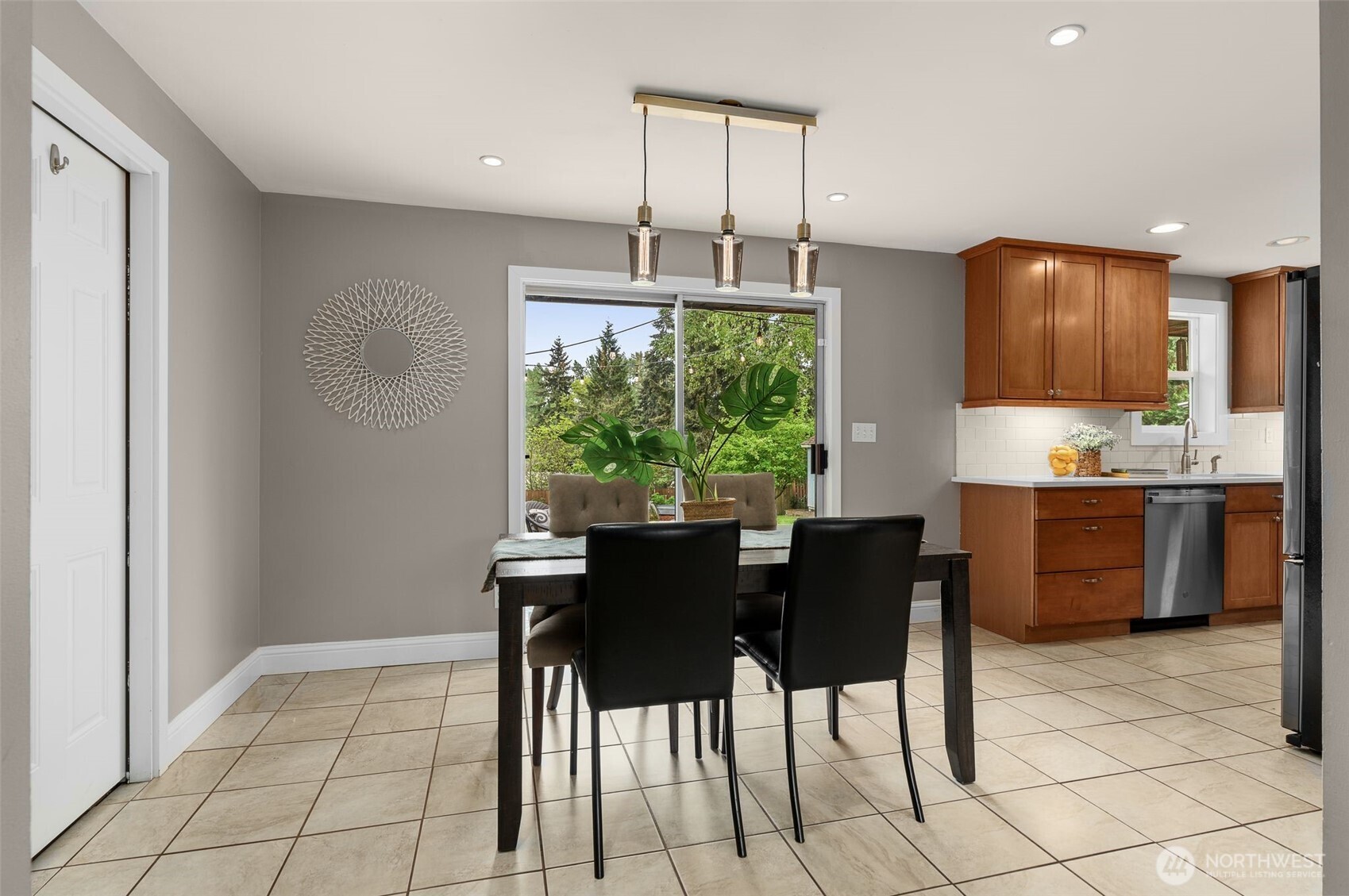 625 Southwest 127th Street Seattle, WA 98146 - Photo 8 of 27