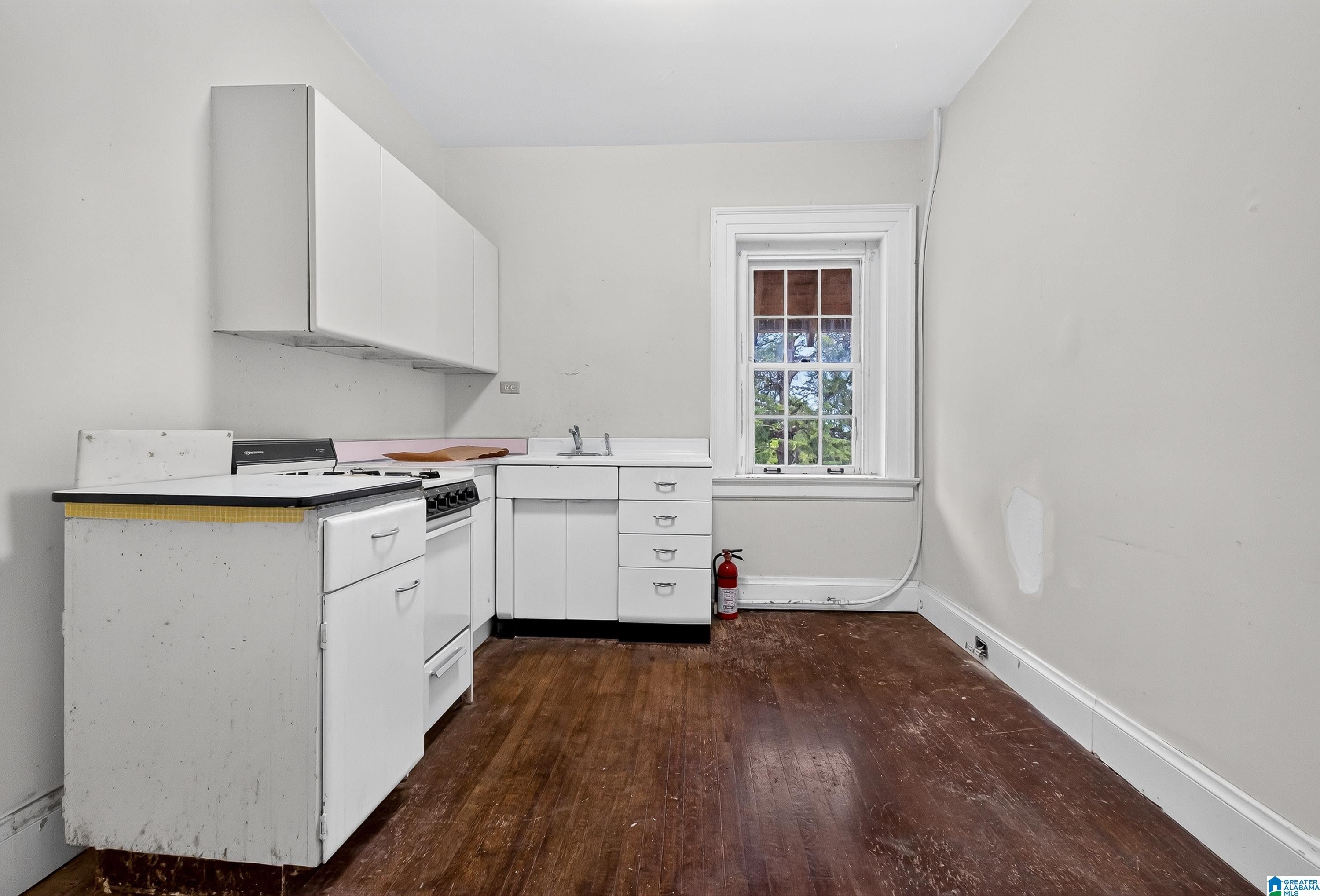 1453 Shades Crest Road Hoover, AL 35226 - Photo 68 of 91 Gallery Image 68