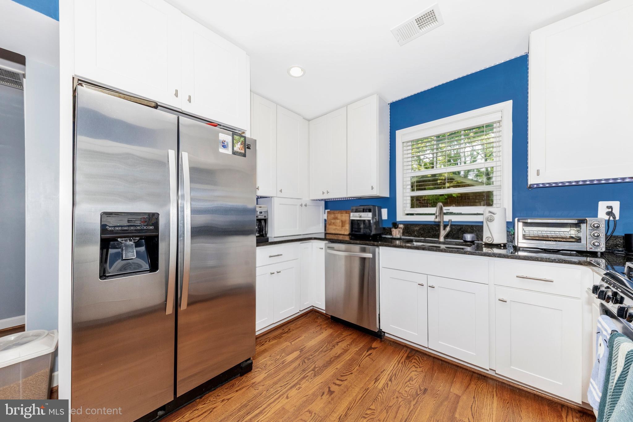 2913 Weisman Road Silver Spring, MD 20902 - Photo 10 of 39 Kitchen
