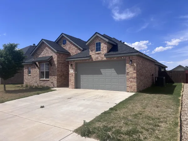 $2,500 | 322 Cowboy Lane, Wolfforth, TX 79382